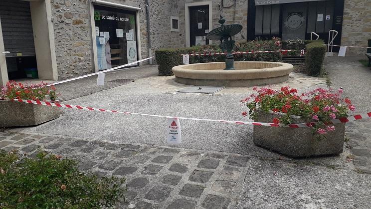 Dégradations sur la fontaine